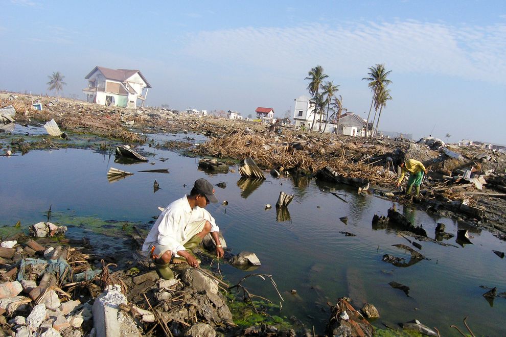 8 декабря 2004. Остров Суматра ЦУНАМИ 2004. Индийское землетрясение 2004. Землетрясение в Индонезии 2004.